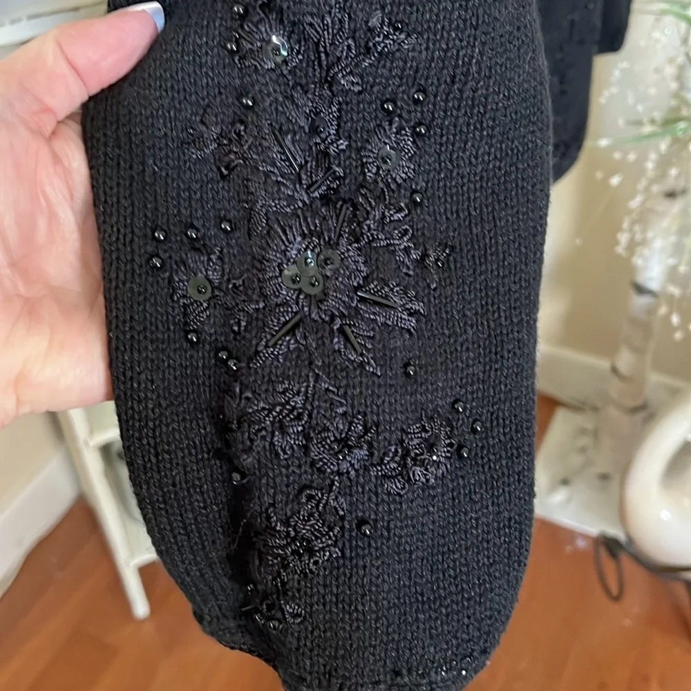 💙Tiara International XL Beautiful embroidered beaded crewneck tunic sweater - Picture 3 of 7